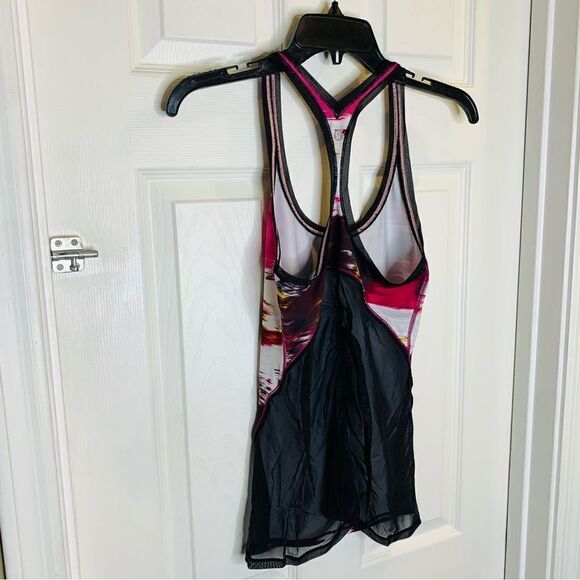 Lululemon Racerback Tank Mesh Back Black and Pink - Picture 6 of 10